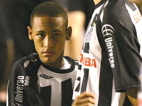 Jogador estreou em 2009 contra Oeste <p>Jogador estreou em 2009 contra Oeste</p>