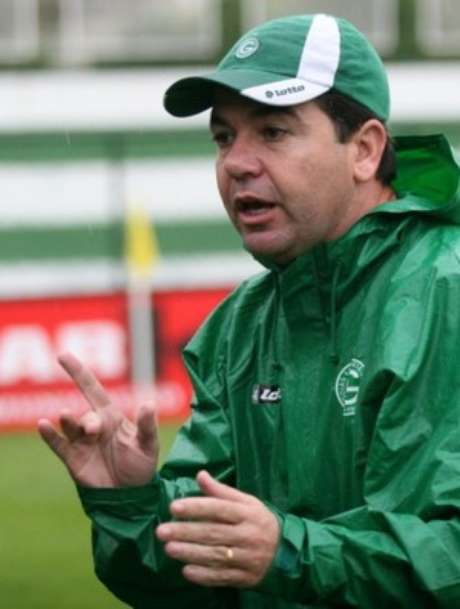 Enderson Moreira não comandou a equipe nesta sexta-feira <p>Enderson Moreira não comandou a equipe nesta sexta-feira</p>