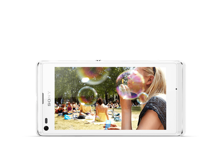 Xperia L possui câmera de 8MP com sensor Exmor RS para fotos e vídeos em HDR <p>Xperia L possui câmera de 8MP com sensor Exmor RS para fotos e vídeos em HDR</p>