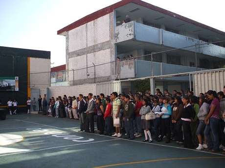 http://portaldf.conalep.edu.mx/ / Terra México El Sindicato Único de Trabajadores Docentes del Colegio Nacional de Educación Profesional Técnica realizó una huelga en 27 planteles de esta institución educativa en el DF.