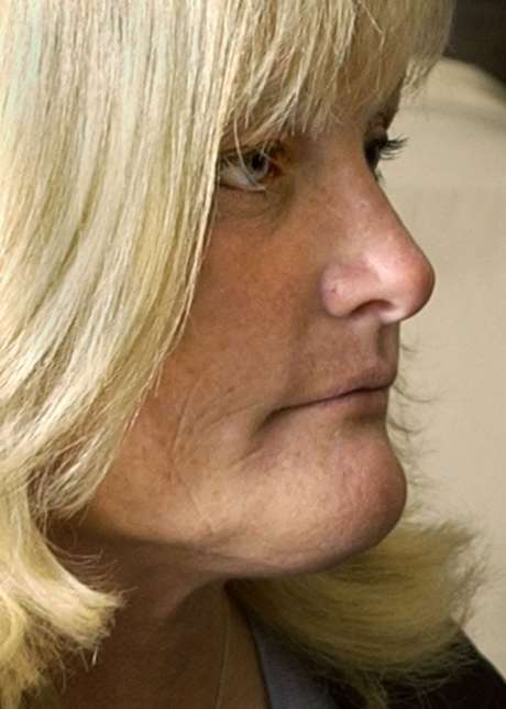 A ex-mulher de M. Jackson, Debbie Rowe A ex-mulher de M. Jackson, Debbie Rowe