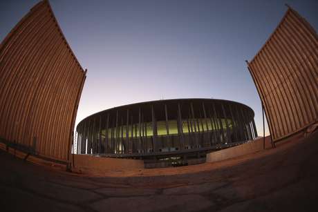 Cerca de 80 deputados já teriam pedido ingressos para acompanhar Brasil x Japão em Brasília <p>Cerca de 80 deputados já teriam pedido ingressos para acompanhar Brasil x Japão em Brasília</p>