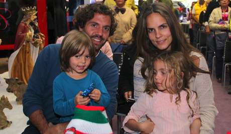 Jet-Set <p>Lucas Jaramillo, Catalina Aristizábal y sus dos hijos Emiliano y Oriana.</p>
