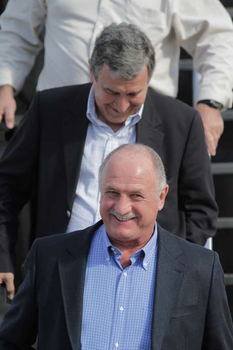 Parreira e Felipão comandam a comissão técnica da Seleção Brasileira <p>Parreira e Felipão comandam a comissão técnica da Seleção Brasileira</p>