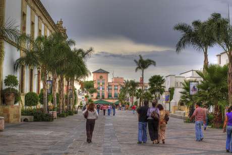 A melhor maneira de chegar a Aguascalientes é desembarcar primeiro na Cidade do México, e depois pegar outro voo para a cidade A melhor maneira de chegar a Aguascalientes é desembarcar primeiro na Cidade do México, e depois pegar outro voo para a cidade