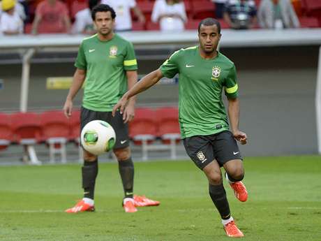Lucas afirmou que Seleção pode unir o povo <p>Lucas afirmou que Seleção pode unir o povo</p>