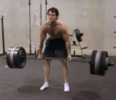 Henry Cavill disse que superou seus limites Henry Cavill disse que superou seus limites