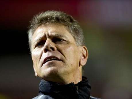 Paulo Autuori reclamou recentemente da falta de pagamento <p>Paulo Autuori reclamou recentemente da falta de pagamento</p>
