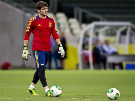 Casillas teria interessado o arquirrival Barcelona <p>Casillas teria interessado o arquirrival Barcelona</p>