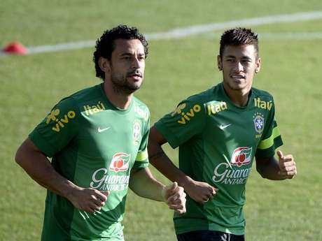 Fred elogiou o clima interno no elenco da Seleção Brasileira com o técnico Felipão <p>Fred elogiou o clima interno no elenco da Seleção Brasileira com o técnico Felipão</p>