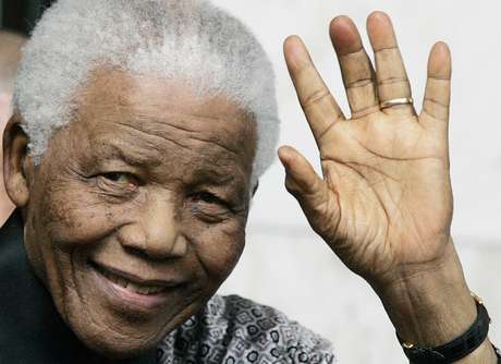 AFP en español <p>Mandela, considerado sinónimo de paz, lucha y reconciliación, fue el primer presidente (1994-1999) sudafricano de la historia de su país.</p>