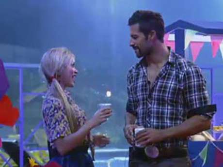 Aryane e Beto acreditam que Lu está agindo como um personagem <p>Aryane e Beto acreditam que Lu está agindo como um personagem</p>