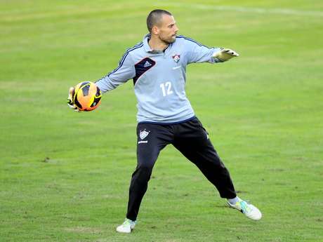 Cavalieri não preocupa para o clássico <p>Cavalieri não preocupa para o clássico</p>