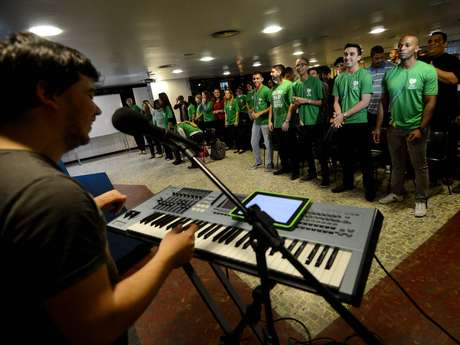 Grupo terá a responsabilidade de cantar cerca de 30 músicas para o papa Francisco <p>Grupo terá a responsabilidade de cantar cerca de 30 músicas para o papa Francisco</p>