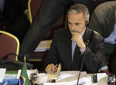 O ministro de Relações Exteriores, Antonio Patriota, falou com a imprensa nesta quinta-feira O ministro de Relações Exteriores, Antonio Patriota, falou com a imprensa nesta quinta-feira