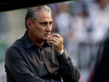 Tite ainda aguarda para definir presenças de Douglas e Emerson <p>Tite ainda aguarda para definir presenças de Douglas e Emerson</p>