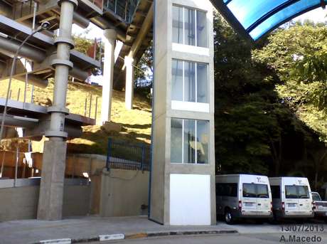 Alecir Macedo / vc repórter Elevador anexo não está funcionando