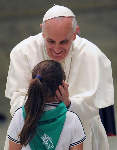 EFE en español <p>El papa Francisco se reunirá con jóvenes de todo el mundo en Río de Janeiro, en su primer viaje al exterior desde su entronización. </p>