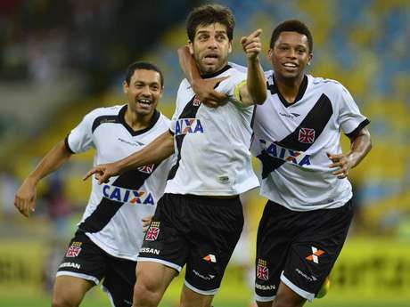 Após fazer o gol, Juninho apontou para o setor em que estava a torcida do Fluminense no Maracanã <p>Após fazer o gol, Juninho apontou para o setor em que estava a torcida do Fluminense no Maracanã</p>