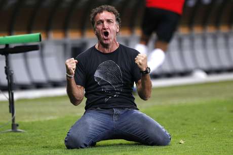 Cuca quebrou a pecha de vice ao dar ao Atlético-MG sua primeira Libertadores <p>Cuca quebrou a pecha de vice ao dar ao Atlético-MG sua primeira Libertadores</p>