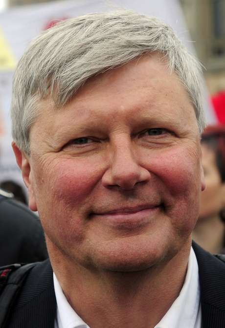 Lars Ohly já foi o líder do Partido de Esquerda sueco Lars Ohly já foi o líder do Partido de Esquerda sueco