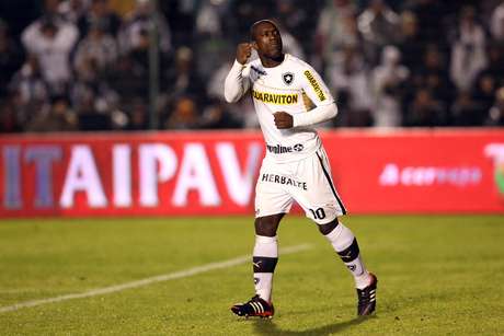 Meio-campista quer torcida ao lado do clubepara seguir em boa fase <p>Meio-campista quer torcida ao lado do clubepara seguir em boa fase</p>