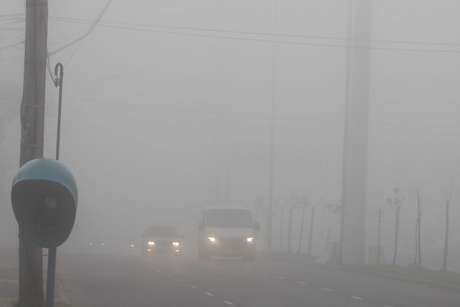 Dia iniciou com temperatura baixa e muita neblina em Porto Alegre na manhã desta sexta-feira Dia iniciou com temperatura baixa e muita neblina em Porto Alegre na manhã desta sexta-feira