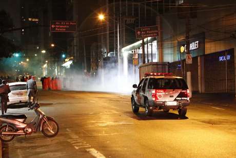 Protesto acabou sendo dispersado pela polícia <p>Protesto acabou sendo dispersado pela polícia</p>