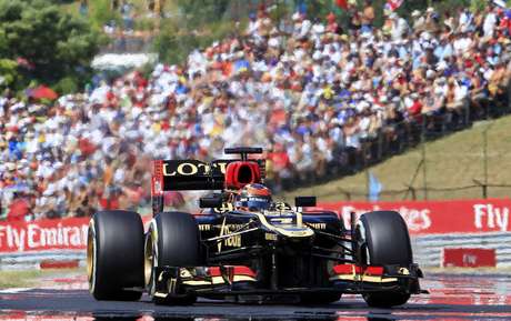 Kimi Raikkonen terminou em segundo e assumiu a vice-liderança do Mundial de pilotos <p>Kimi Raikkonen terminou em segundo e assumiu a vice-liderança do Mundial de pilotos</p>