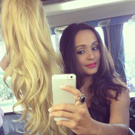 Thaíssa Carvalho ficou loira para 'Flor do Caribe' Thaíssa Carvalho ficou loira para 'Flor do Caribe'