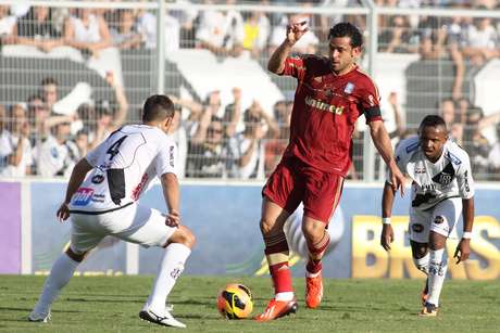 Fred voltou a desperdiçar pênalti pelo Fluminense <p>Fred voltou a desperdiçar pênalti pelo Fluminense</p>