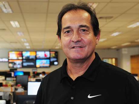 Muricy Ramalho não vê motivos para não assumir o São Paulo <p>Muricy Ramalho não vê motivos para não assumir o São Paulo</p>