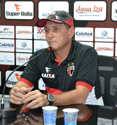 Técnico crê em jogo difícil, mas espera pontuar contra Sport <p>Técnico crê em jogo difícil, mas espera pontuar contra Sport</p>