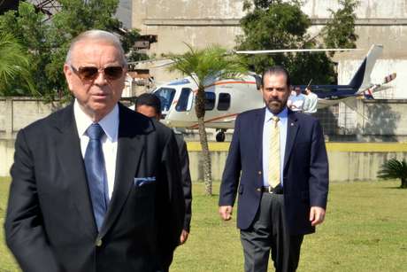 José Maria Marin afastou dois funcionários da CBF após liquidação do Banco Rural <p>José Maria Marin afastou dois funcionários da CBF após liquidação do Banco Rural</p>