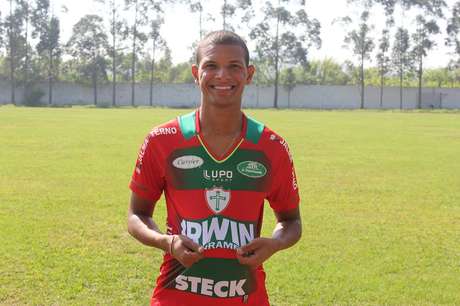William Arão vai reforçar a Portuguesa até o final da temporada William Arão vai reforçar a Portuguesa até o final da temporada