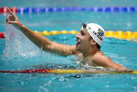 Chad le Clos comemora vitória na Holanda Chad le Clos comemora vitória na Holanda