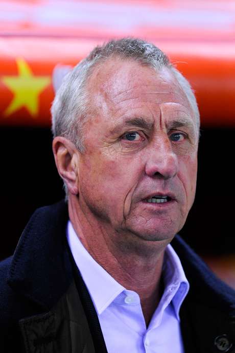 Cruyff está cauteloso sobre o sucesso da dupla Messi e Neymar <p>Cruyff está cauteloso sobre o sucesso da dupla Messi e Neymar</p>