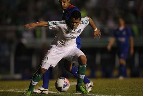 Mendieta pode se transformar em substituto de Wesley no Palmeiras <p>Mendieta pode se transformar em substituto de Wesley no Palmeiras</p>