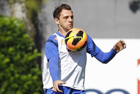 Montillo é a esperança do Santos para bater o Vasco <p>Montillo é a esperança do Santos para bater o Vasco</p>