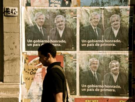 Ex-presidente será candidato à sucessão de José Mujica, invertendo a dobradinha da última eleição Ex-presidente será candidato à sucessão de José Mujica, invertendo a dobradinha da última eleição