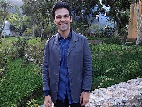 Filipinho vai revelar tudo, após passar a noite com Peixinho Filipinho vai revelar tudo, após passar a noite com Peixinho