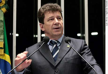 Cassol foi condenado a quatro anos e oito meses, pena que poderá ser cumprida em regime semiaberto <p>Cassol foi condenado a quatro anos e oito meses, pena que poderá ser cumprida em regime semiaberto</p>