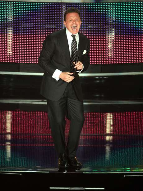 Reforma <p><span style="color: rgb(51, 51, 51); font-family: arial; font-size: 11px; line-height: normal;">Kasia, como le llaman, conoció a Luis Miguel el año pasado, cuando se volvió su corista.</span></p>