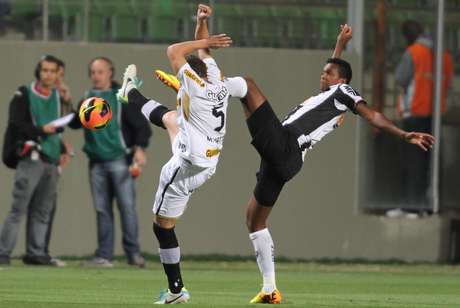 Cuca aprovou esforços dos jogadores contra o Botafogo <p>Cuca aprovou esforços dos jogadores contra o Botafogo</p>