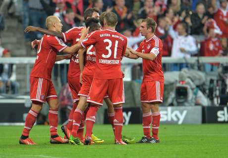 Bayern venceu primeiro jogo, contra o Borussia Mönchengladbach <p>Bayern venceu primeiro jogo, contra o Borussia Mönchengladbach</p>