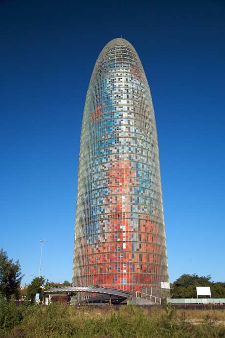 Torre Agbar, Barcelona, Espanha <p>Torre Agbar, Barcelona, Espanha</p>