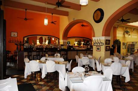 Criado em 1848, o La Mallorquina é o mais antigo restaurante de San Juan Criado em 1848, o La Mallorquina é o mais antigo restaurante de San Juan