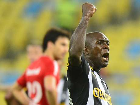 Seedorf é um líder no Botafogo dentro e fora de campo <p>Seedorf é um líder no Botafogo dentro e fora de campo</p>