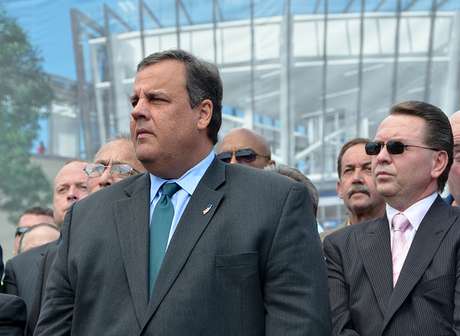 Governador Chris Christie vai permitir que cultivo seja ampliado, mas exige acompanhamento de psiquiatra e pediatra Governador Chris Christie vai permitir que cultivo seja ampliado, mas exige acompanhamento de psiquiatra e pediatra