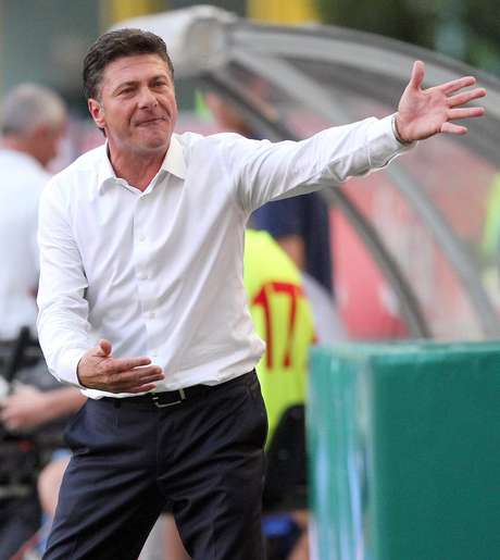 Mazarri fez sua primeira partida à frente da Inter Mazarri fez sua primeira partida à frente da Inter